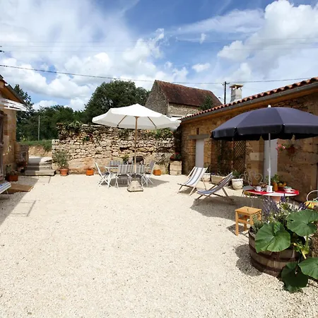 Holiday home A Avec Parking, Wifi Et Jardin Clos - Fr-1-616-428 Grolejac