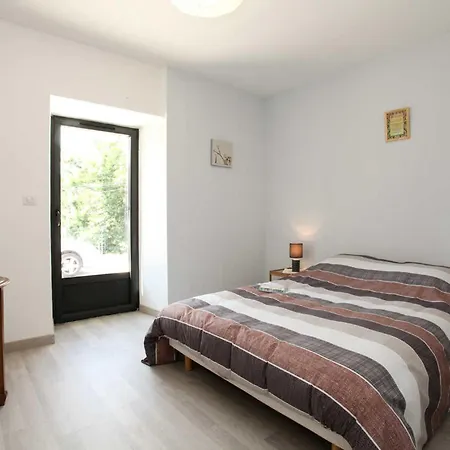 A Avec Parking, Wifi Et Jardin Clos - Fr-1-616-428 Holiday home